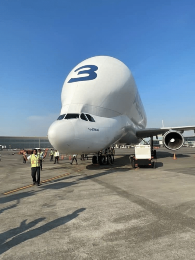 World S Largest Cargo Airbus Landed In Hyderabad Lr Media